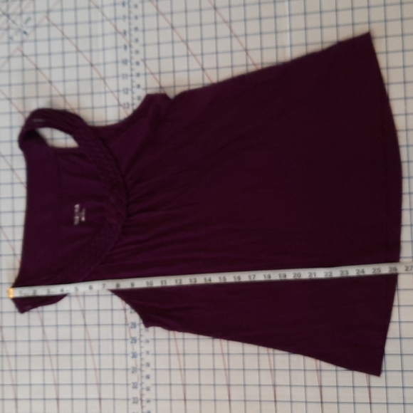 👑 3/$30 Merona Sleeveless Top - Picture 3 of 5